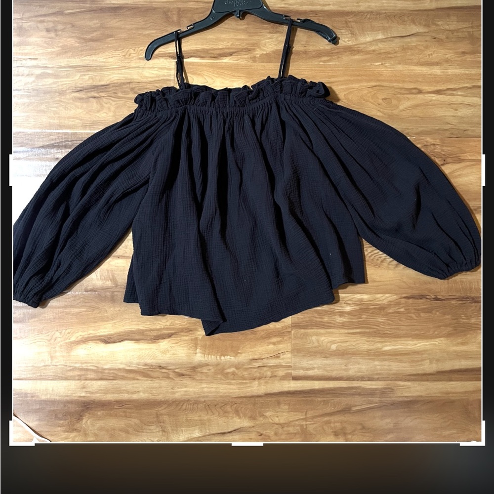 Black Off-Shoulder Women's Top